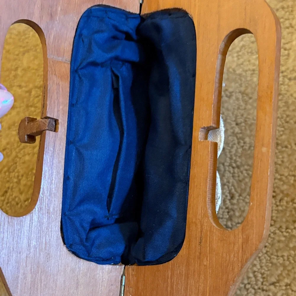 Floral Embroidered White Mini Clutch with Wooden Handle - Picture 3 of 3